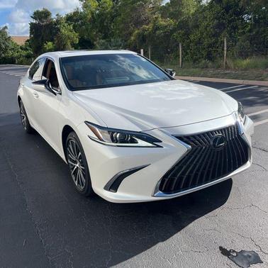 White Pearl 2025 Lexus ES 350 Base