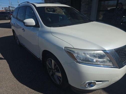 2016 Nissan Pathfinder Platinum