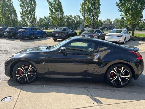 Magnetic Black Metallic 2019 Nissan 370Z Sport Touring