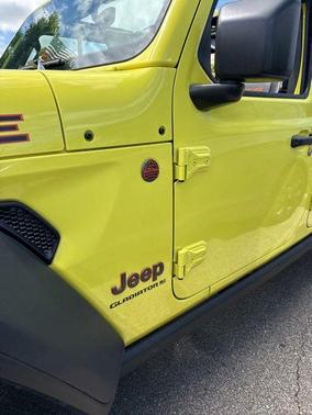 High Velocity Clearcoat 2023 Jeep Gladiator Mojave 4x4