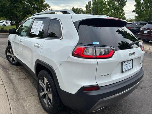 Bright White Clearcoat 2019 Jeep Cherokee Limited