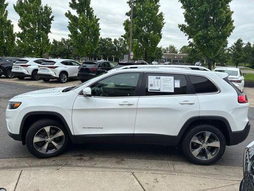 Bright White Clearcoat 2019 Jeep Cherokee Limited