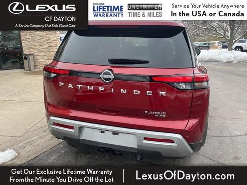 2024 Nissan Pathfinder Platinum 4WD