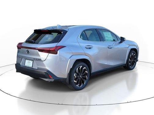 Iridium 2026 Lexus UX 300h Premium