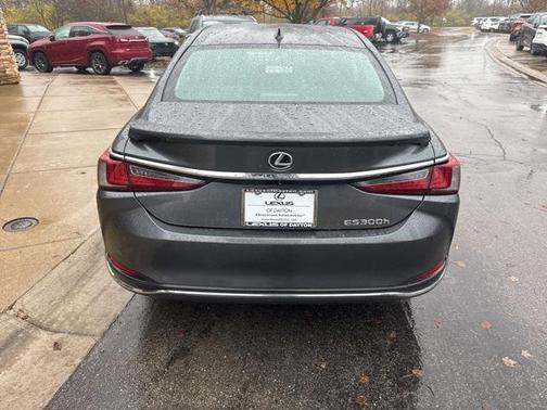 2024 Lexus ES 300h Base