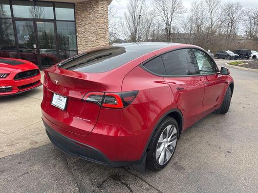 2024 Tesla Model Y Long Range Dual Motor All-Wheel Drive