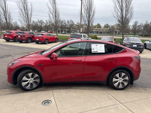 2024 Tesla Model Y Long Range Dual Motor All-Wheel Drive