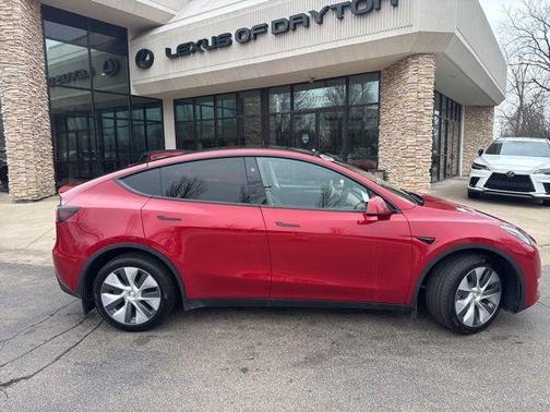 2024 Tesla Model Y Long Range Dual Motor All-Wheel Drive