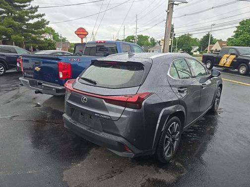 Cloudburst Gray 2023 Lexus UX 250h Base