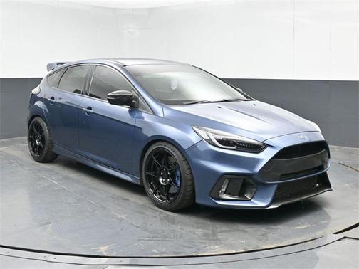 2018 Ford Focus ST 