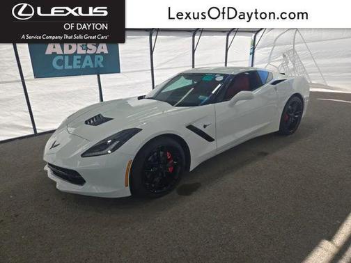 Arctic White 2019 Chevrolet Corvette Stingray