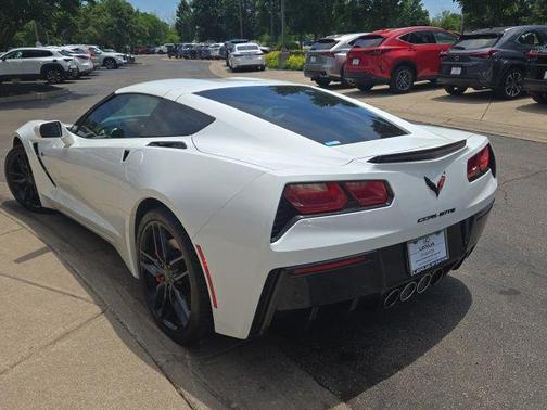 Arctic White 2019 Chevrolet Corvette Stingray
