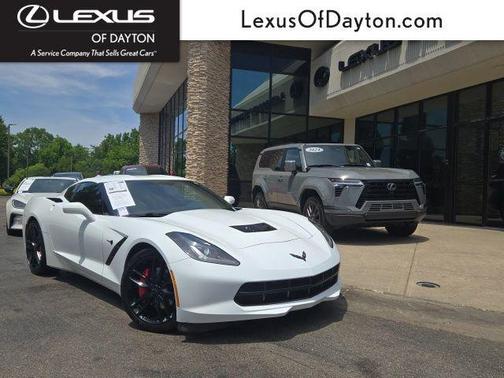Arctic White 2019 Chevrolet Corvette Stingray