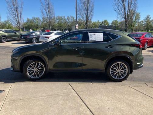 Nori Green Pearl 2025 Lexus NX 350 Luxury