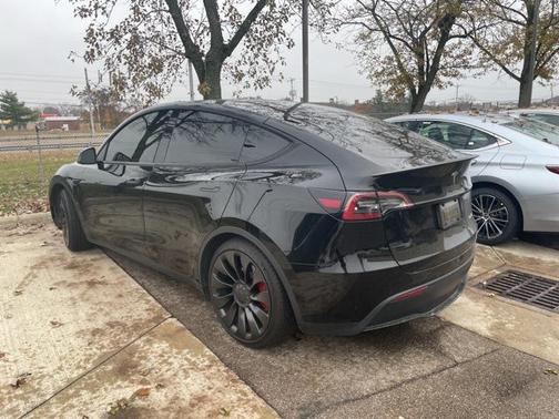 2022 Tesla Model Y Performance Dual Motor All-Wheel Drive