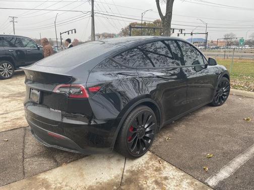 2022 Tesla Model Y Performance Dual Motor All-Wheel Drive