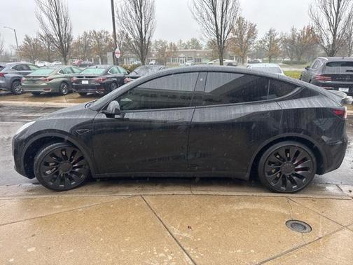 2022 Tesla Model Y Performance Dual Motor All-Wheel Drive