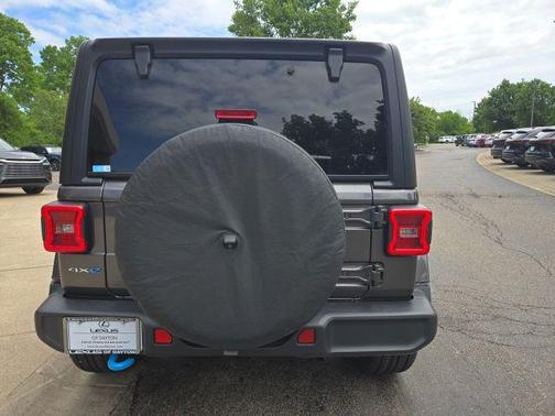 Granite Crystal Metallic Clearcoat 2023 Jeep Wrangler 4xe Sahara