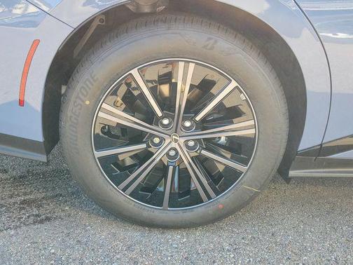 Wavelenght 2026 Lexus ES 350h Premium
