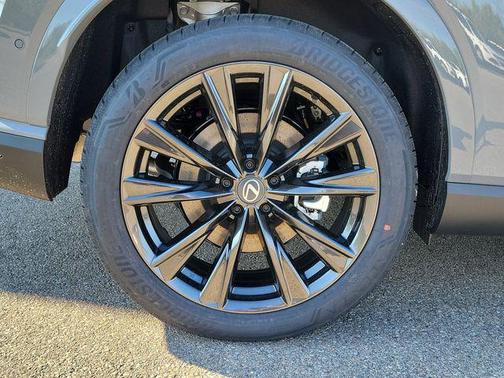 Incognito 2026 Lexus RX 350 F SPORT Handling