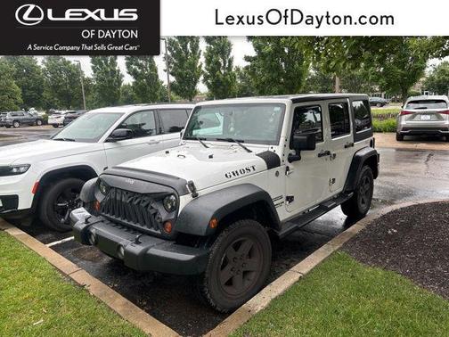 Bright White Clearcoat 2014 Jeep Wrangler Unlimited Sport