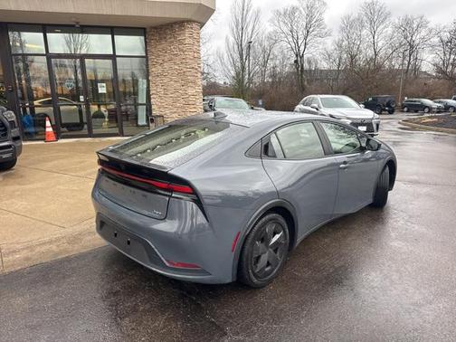 2023 Toyota Prius LE