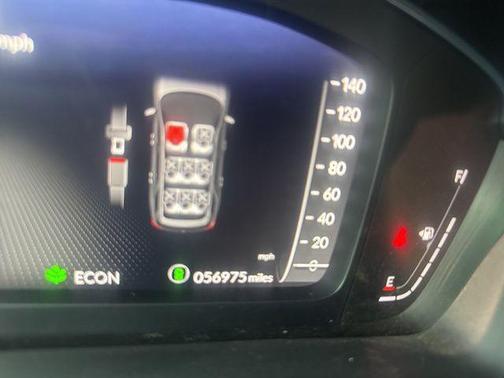 A 2023 Honda Pilot AWD Elite