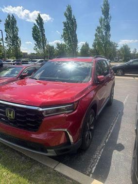 A 2023 Honda Pilot AWD Elite