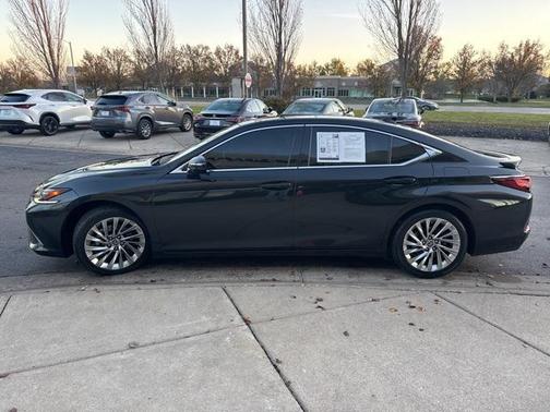 2023 Lexus ES 350 Ultra Luxury