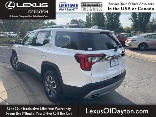 2023 GMC Acadia AWD SLT