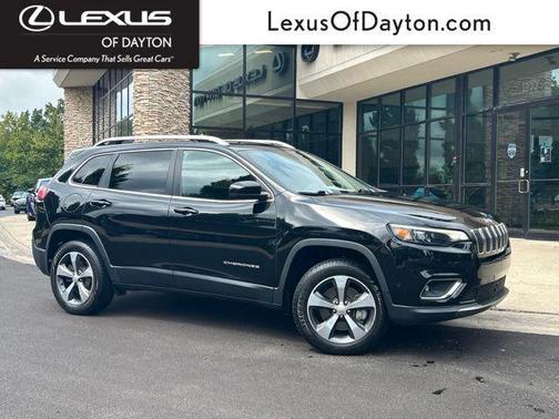 Diamond Black Crystal Pearlcoat 2019 Jeep Cherokee Limited