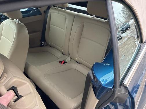 2018 Volkswagen Beetle 2.0T SE