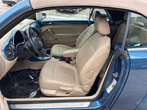 2018 Volkswagen Beetle 2.0T SE