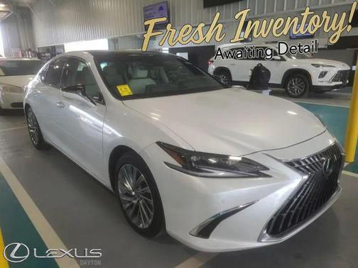 Eminent White Pearl 2022 Lexus ES 350 Ultra Luxury