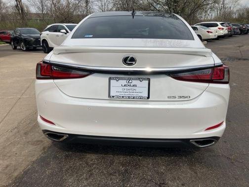 2022 Lexus ES 350 Ultra Luxury