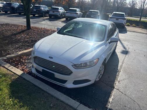 2016 Ford Fusion S