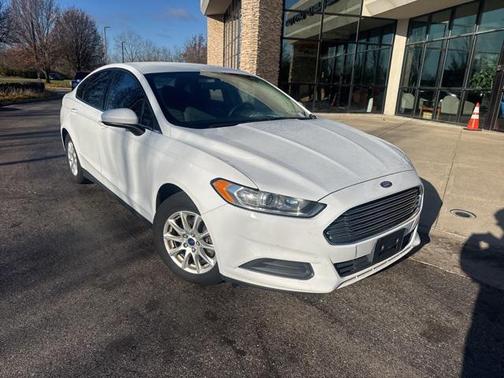 2016 Ford Fusion S