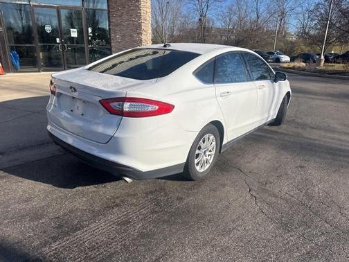 2016 Ford Fusion S