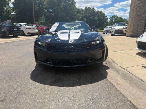 Black 2021 Chevrolet Camaro RWD Coupe LT1