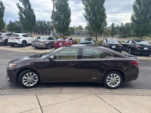 2014 Lexus ES 300h Base
