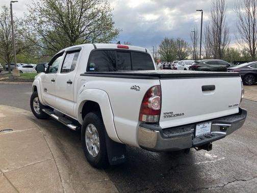 2014 Toyota Tacoma Base