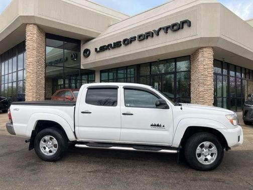 2014 Toyota Tacoma Base