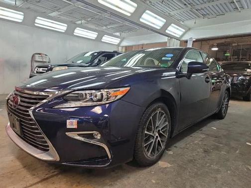 2017 Lexus ES 350 Base