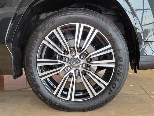 2025 Lexus LX 600 Luxury