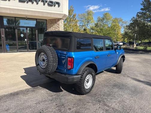2021 Ford Bronco Base