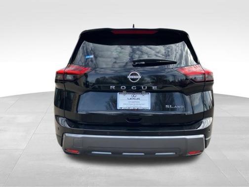 2026 Nissan Rogue SL