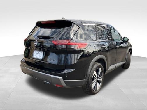 2026 Nissan Rogue SL