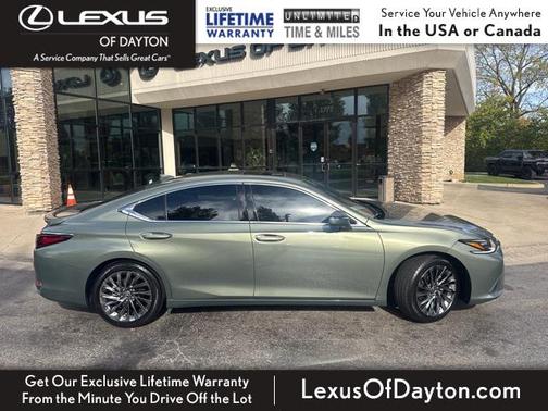 2024 Lexus ES 300h Ultra Luxury