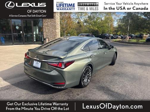 2024 Lexus ES 300h Ultra Luxury
