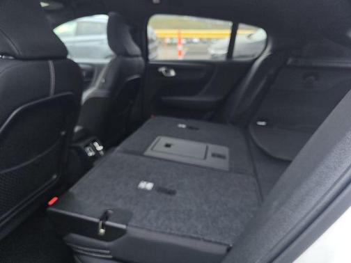 2023 Volvo C40 Recharge Pure Electric Twin Plus